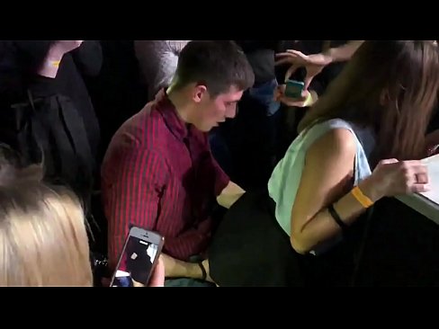 ❤️ Sess reali f'nightclub Russu. Tfajla Russa ta’ 18-il sena fl-anus u l-vaġina fucked f’nightclub ❤❌ Super sess f'mt.nastypornpics-com.ru ❌